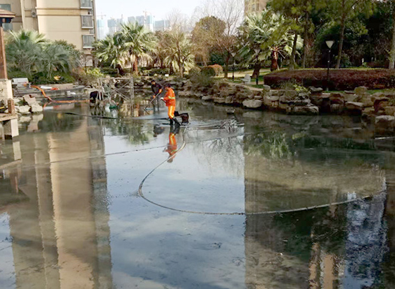 五河景观池淤泥清理